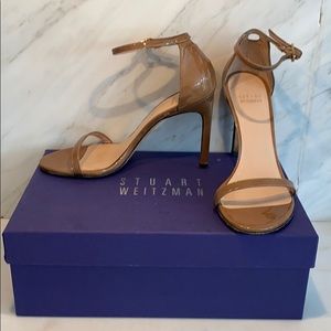 Stuart Weitzman tan patent leather nudist heels